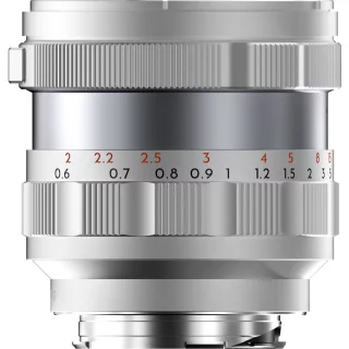 thypoch-simera-75mm-f14-asph-leica-m-lens-silver-06a6c8e42cb457.jpg