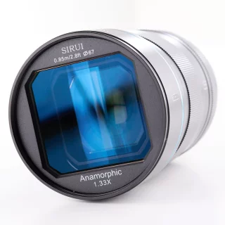 sirui-anamorphic-lens-133x-35mm-f18-mft-used-06a707df85eed4.jpg
