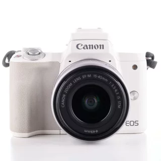 Canon EOS M50 Mark II -kamera + 15-45mm (sc. max 9000) (käytetty)
