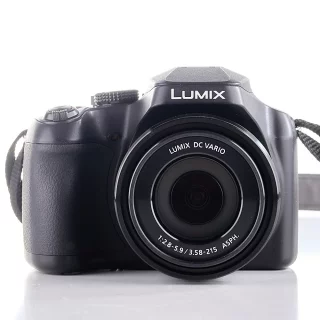 Panasonic Lumix DC-FZ82D -kamera (takuu) (käytetty)