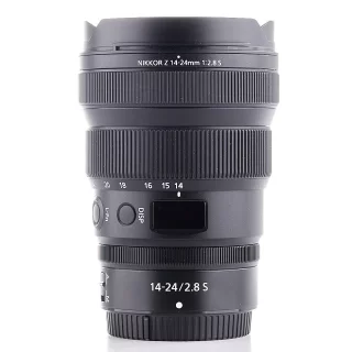 Nikon Nikkor Z 14-24mm f/2.8 S -objektiivi (sis. ALV) (käytetty)