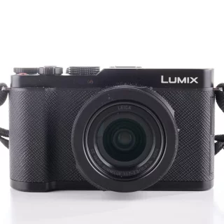 Panasonic Lumix L10 (musta) -digikamera (takuu) (käytetty)