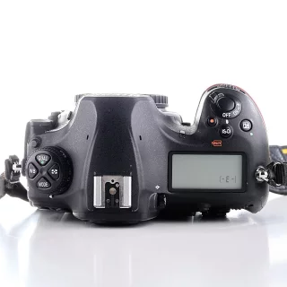 nikon-d850-camera-sc-37120-used-06a75a31083daa.jpg