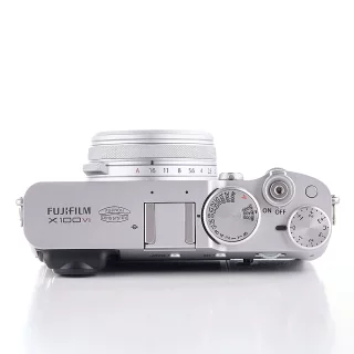 fujifilm-x100vi-camera-sc-21000-used-06a79aa6db8fde.jpg