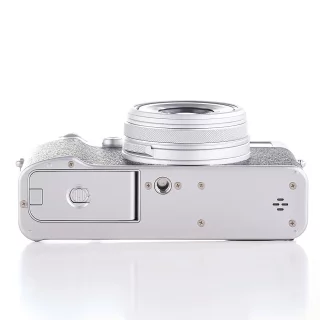 fujifilm-x100vi-camera-sc-21000-used-06a79aa6de2a6b.jpg