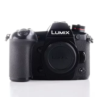 Panasonic Lumix G9 -kamera (sc. 11270) (käytetty)