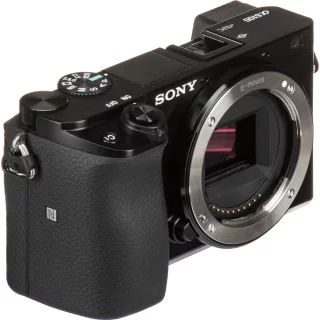 sony-a6100-16-50mm-oss-pz-kit-06a82bdd245bc7.jpg