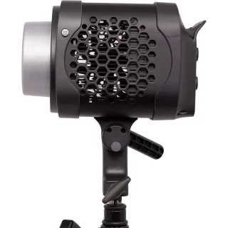 amaran-halo-300x-cob-led-monolight-06a8808e243573.jpg