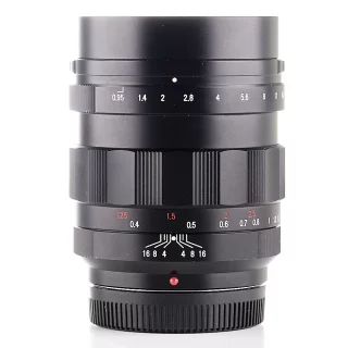 Voigtländer Nokton 42.5mm f/0.95 -objektiivi (MFT) (käytetty)
