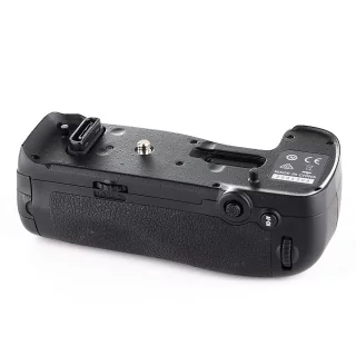 nikon-mb-d18-battery-grip-used-06a8d437d3b8d1.jpg