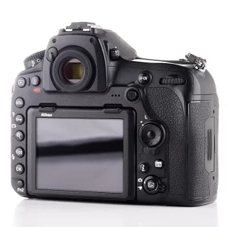 nikon-d850-camera-sc-86910-used-06a8d4a2d82798.jpg