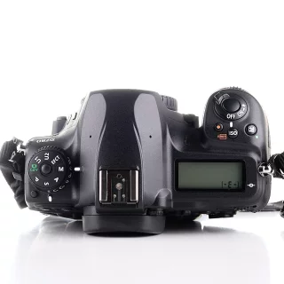nikon-d780-camera-sc-15430-used-06a8ee4cbbe9a1.jpg