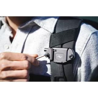 peak-design-capture-clip-v3-quick-release-plate-black-06a912f84bb9ed.jpg