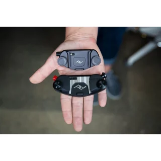 peak-design-capture-clip-v3-quick-release-plate-black-06a912f84bbf49.jpg