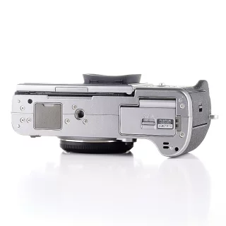 fujifilm-x-t2-camera-sc-860-used-06a9192a4905be.jpg