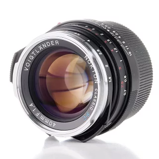 voigtlander-40mm-f14-nokton-classic-sc-vm-leica-m-used-06a951fd1bf4c8.jpg
