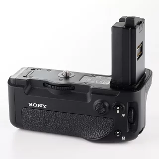 sony-vg-c4em-vertical-grip-battery-grip-used-06a96729a2596a.jpg