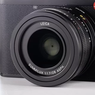 leica-q3-camera-used-06a9fafd9442ca.jpg