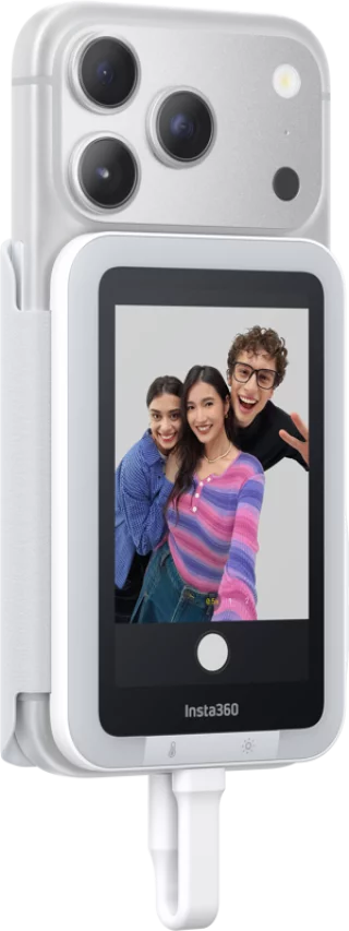 insta360-snap-selfie-screen-with-light-06a96b774c778a.webp