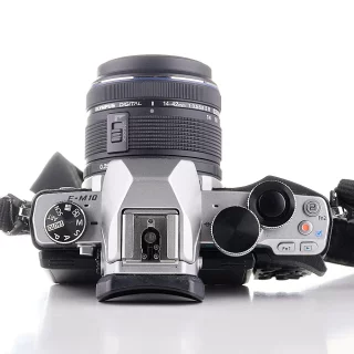 olympus-om-d-e-m10-14-42mm-sc-6820-used-06a97ea451ff49.jpg