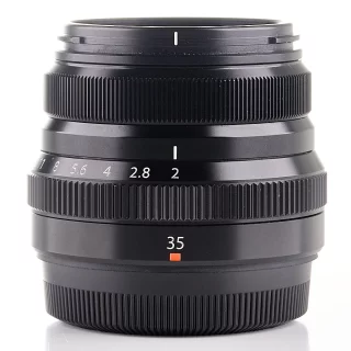 Fujifilm Fujinon XF 35mm f/2 R WR -objektiivi (käytetty)