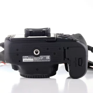 canon-eos-90d-camera-sc-max-20000-used-06a99274f8ab1c.jpg
