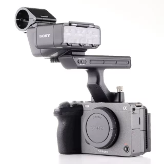 Sony FX3 Cinema Line -kamera + XLR Handle (käytetty)