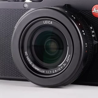 leica-d-lux-8-camera-used-06a99562a3d64f.jpg