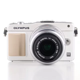 Olympus PEN E-PM2 + 14-42mm (sc. 250) (käytetty)