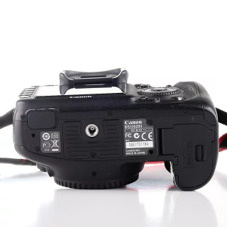 canon-eos-7d-camera-sc-17760-used-06a9a9de41a862.jpg