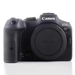 Canon EOS R7 -kamera (sc. 8000) (käytetty)