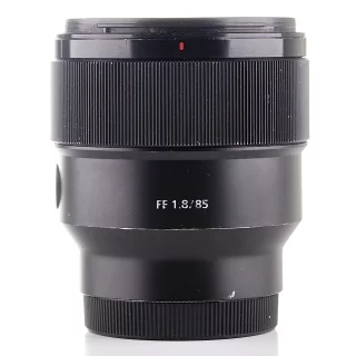 Sony FE 85mm f/1.8 -objektiivi (käytetty)