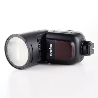 Godox V1 -salama (Sony) (käytetty)