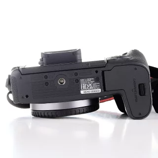 canon-eos-rp-camera-sc-max-14000-used-06aa133f664c7f.jpg