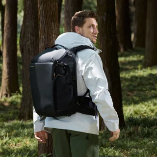 smallrig-6521-professional-outdoor-camera-bag-25l-06aa7bf65a91d4.jpg
