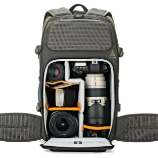 lowepro-flipside-trek-450-camera-backpack-06aab946142057.jpg