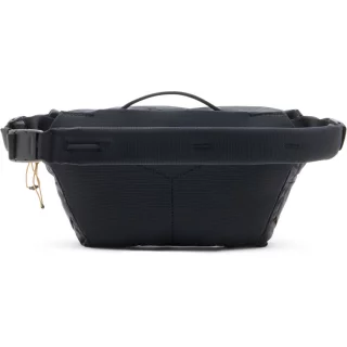 peak-design-outdoor-sling-4l-black-06aab988b74999.jpg
