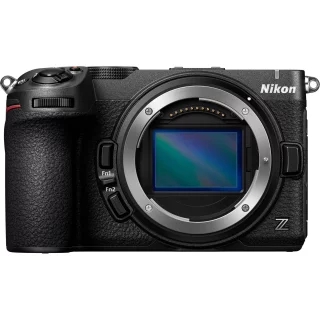 Nikon Z5 IIC -järjestelmäkamera - Musta