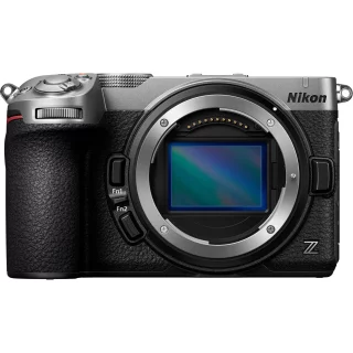 Nikon Z5 IIC -järjestelmäkamera - Hopea