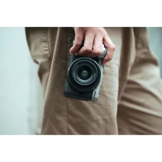 nikon-z5-iic-system-camera-black-06ab529a648f6b.jpg