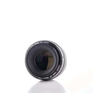 canon-ef-50mm-f14-usm-lens-used-06ab626be167d3.jpg