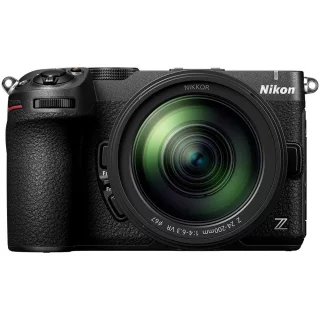 Nikon Z5 IIC + Z 24-200mm f/4-6.3 VR Kit - Musta