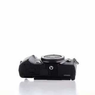 olympus-om-d-e-m5-mark-iii-body-sc-26225-used-06ab655cae263e.jpg