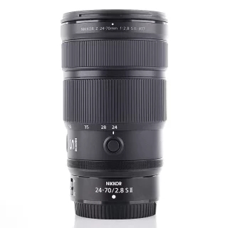 Nikon Nikkor Z 24-70mm f/2.8 S II -objektiivi (takuu) (käytetty)