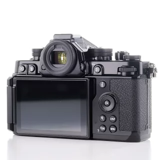 nikon-zf-camera-sc-1540-warranty-used-06aba69a5c3fd3.jpg