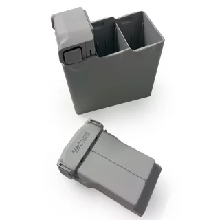 DJI Two-Way Charging Hub lataustelakka sekä 2kpl Mini 4 Pro akkuja (käytetty)