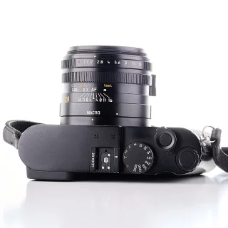 leica-q2-camera-used-06abcc32a5376b.jpg
