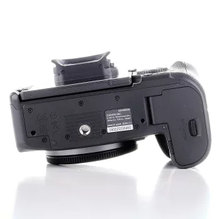 canon-eos-r6-camera-sc-max-48000-used-06abcd0e0265a8.jpg