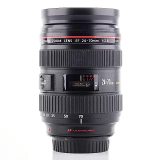 Canon EF 24-70mm f/2.8 L USM -objektiivi (käytetty)