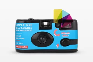 Lomography Simple Use kertakäyttökamera 36-kuvan värifilmillä